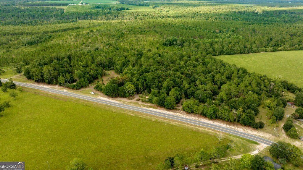 02 Big Horse Creek Road Property Photo 1