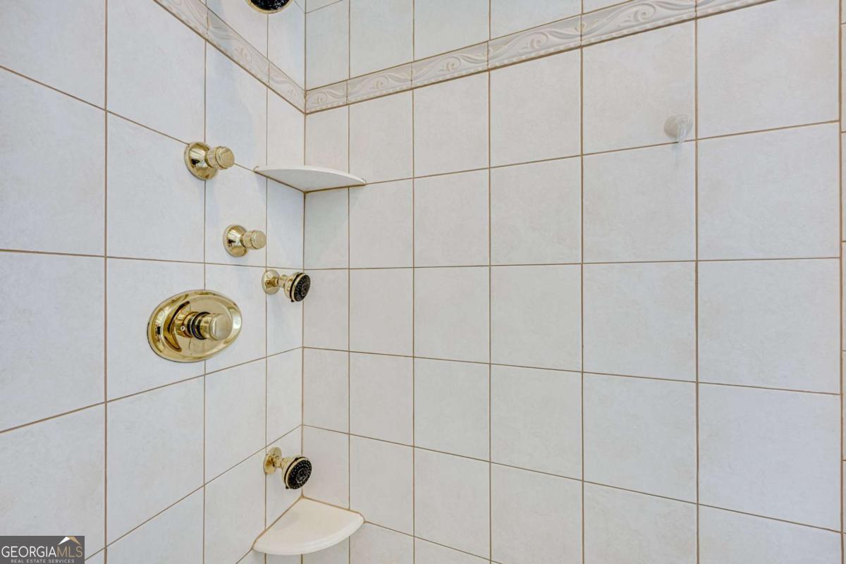 1885 Silver Oak Drive Property Photo 30