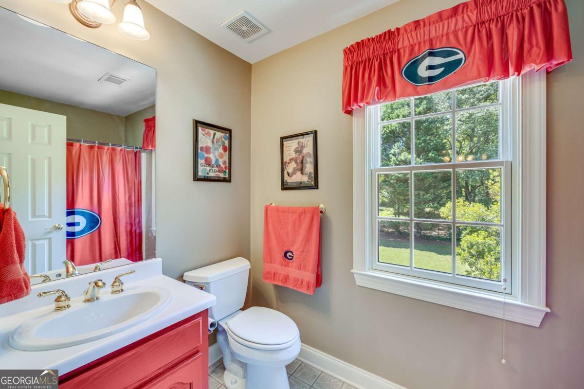 1885 Silver Oak Drive Property Photo 37