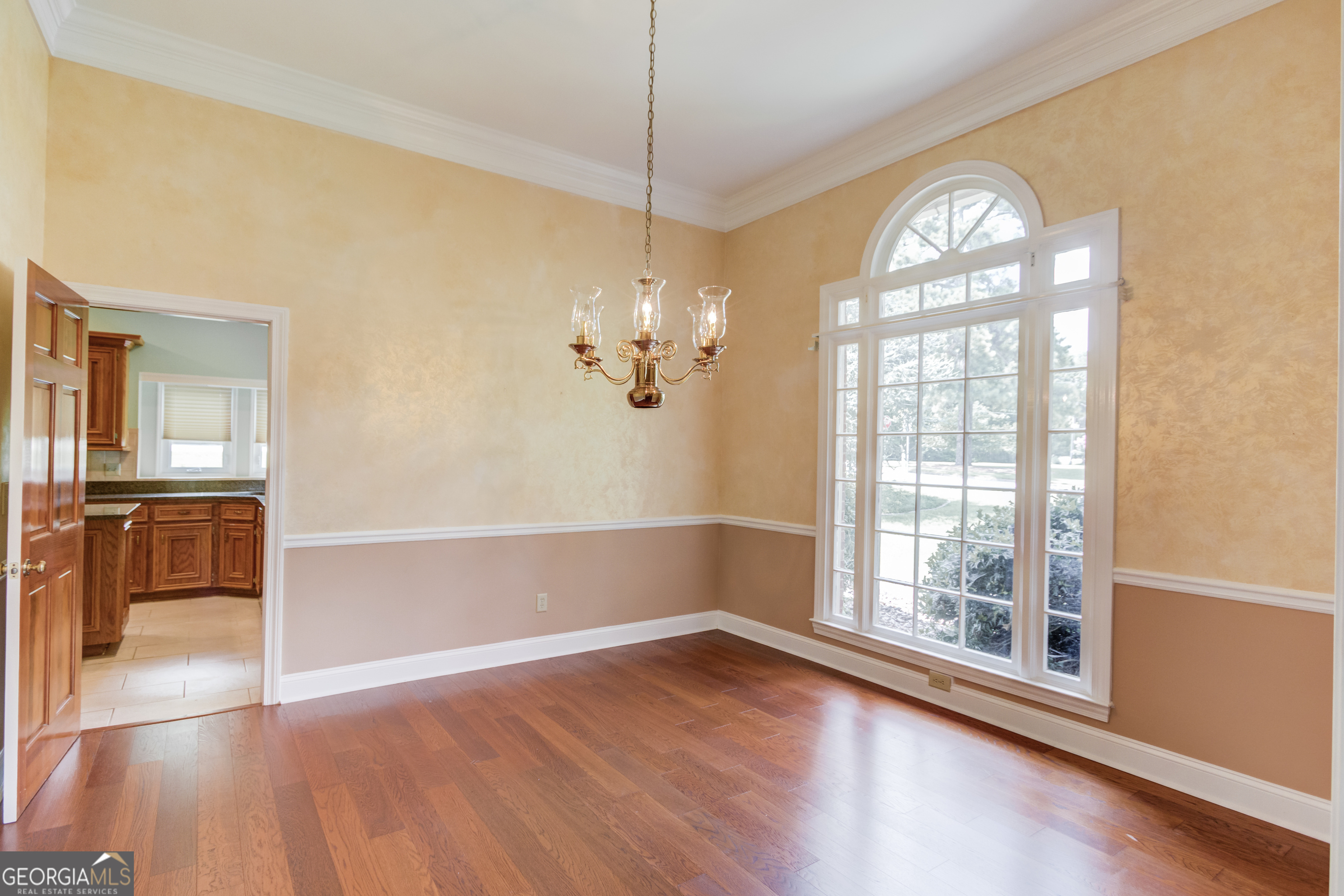 5270 Skidaway Drive Property Photo 8