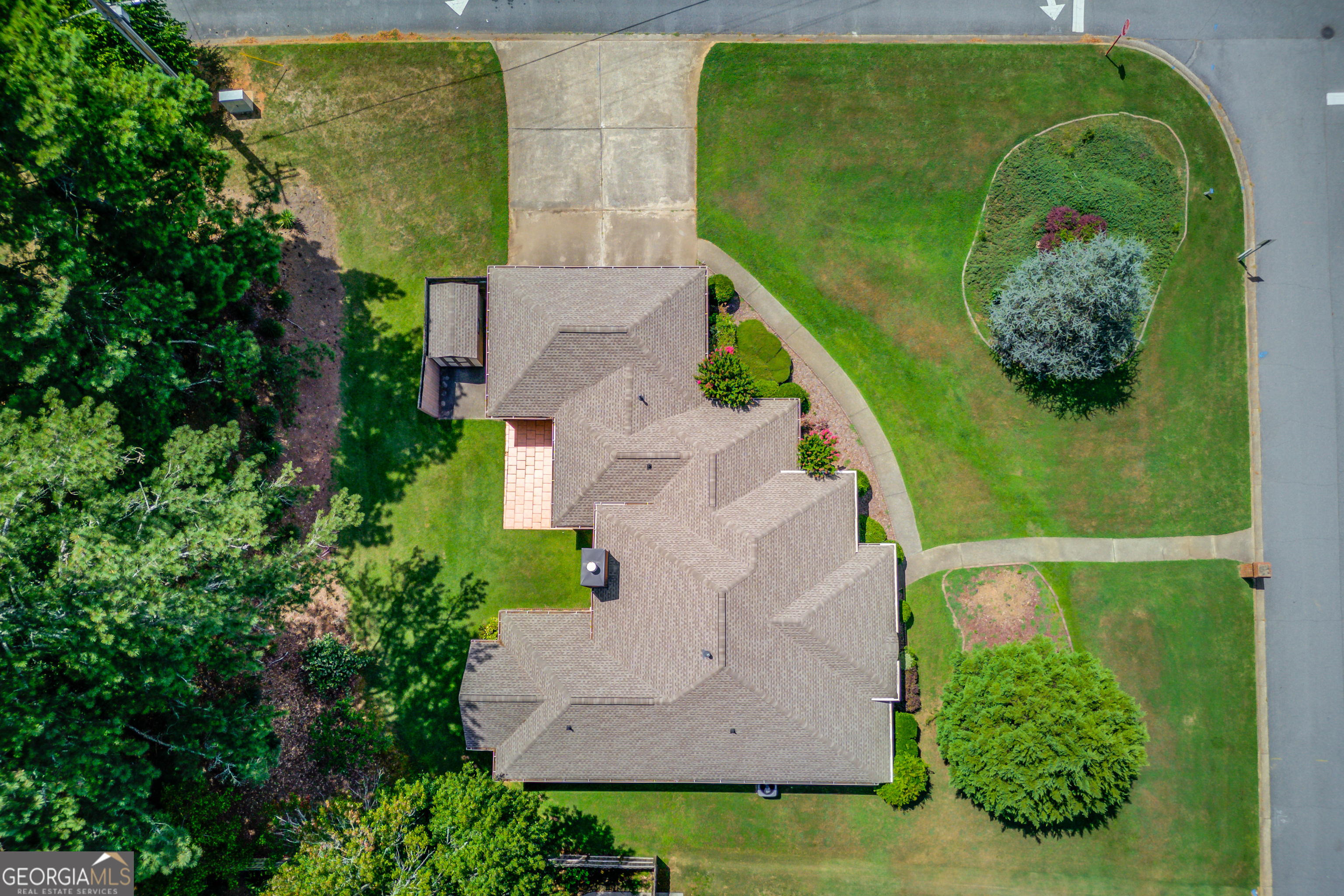 5270 Skidaway Drive Property Photo 23