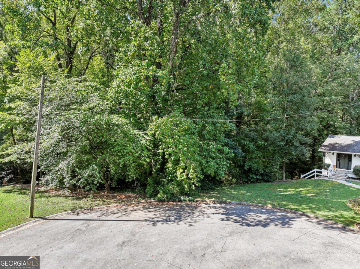 1736 Seneca Court Se Property Photo 7