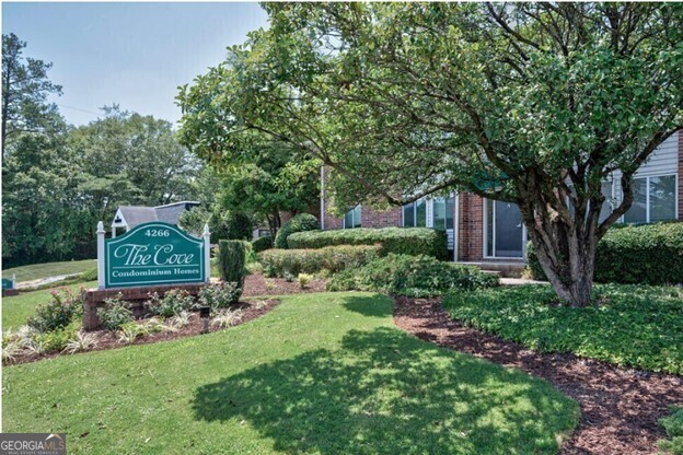 4266 Roswell Road Ne Apt 2 Property Photo 1