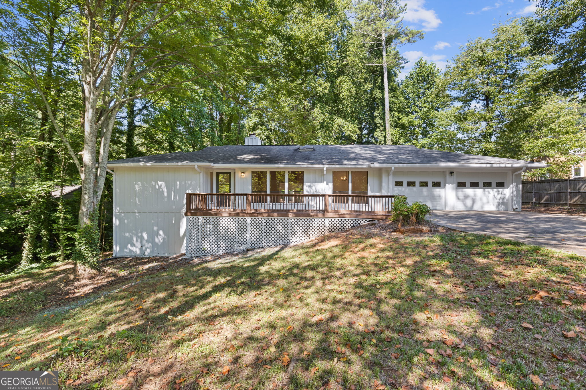 1363 Colony Drive Property Photo 1