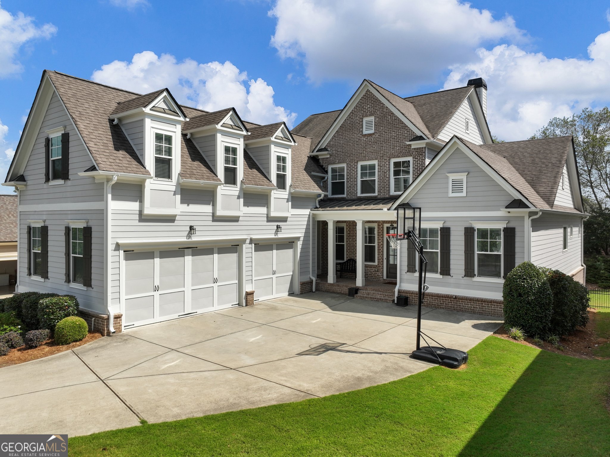 5521 Autumn Flame Drive Property Photo 1