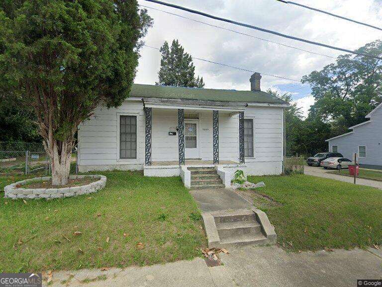 2005 Third Avenue Property Photo 1