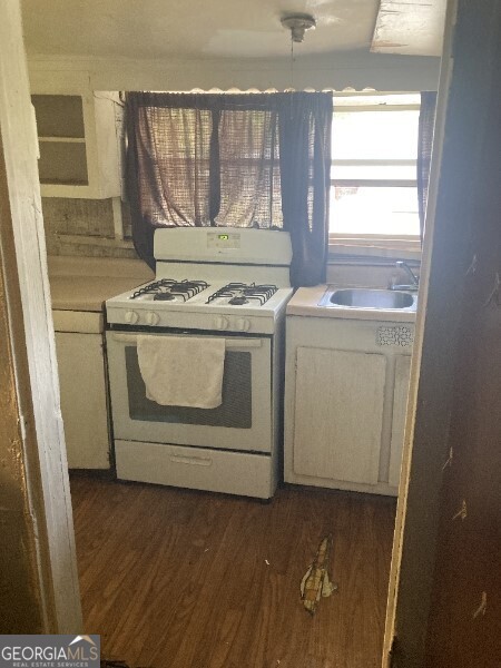 2005 Third Avenue Property Photo 4