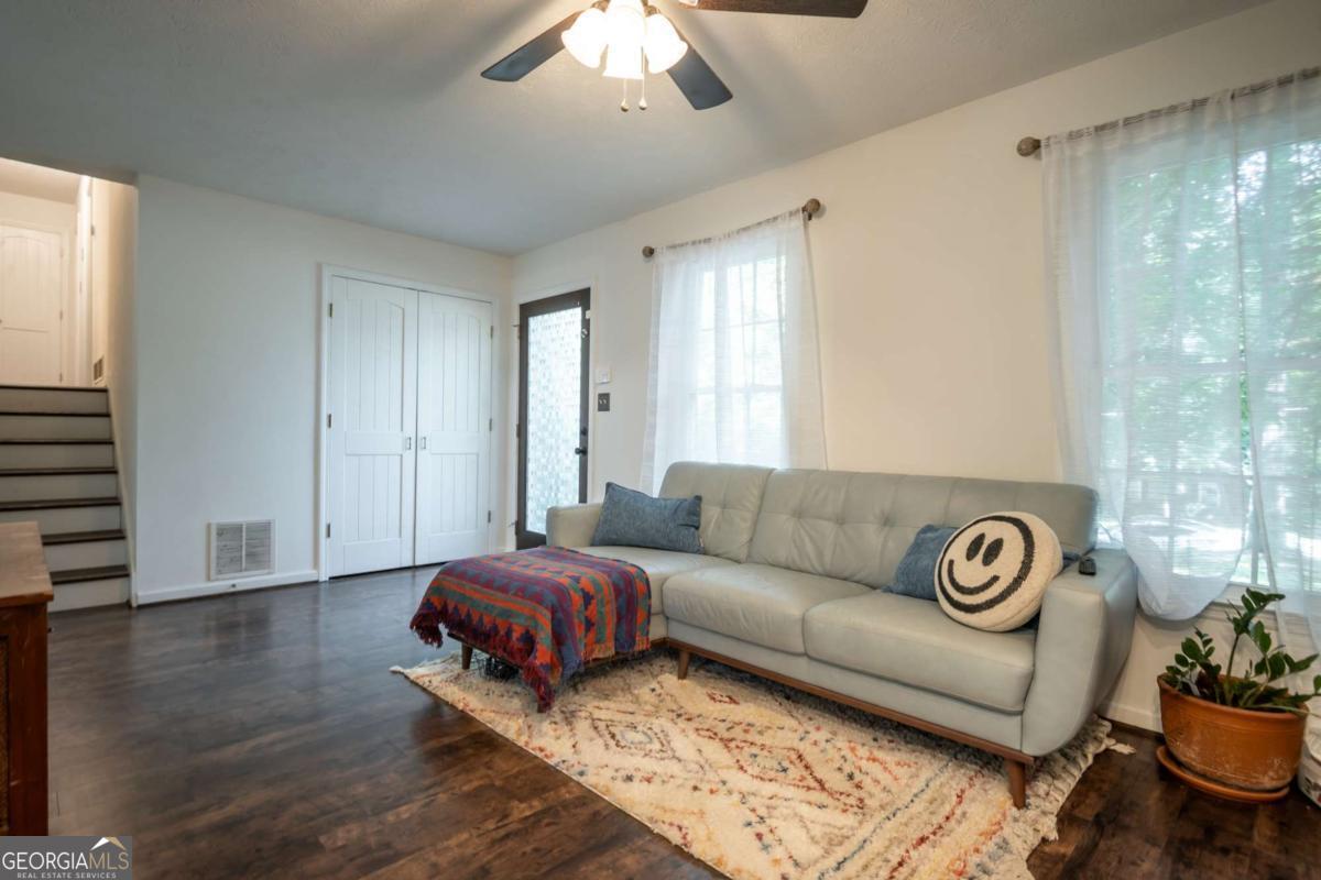 210 Tall Tree Road Property Photo 2
