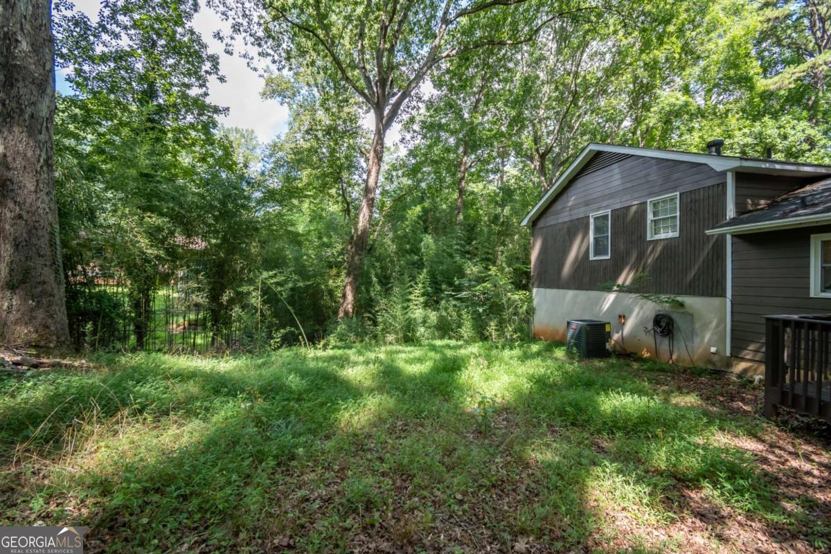 210 Tall Tree Road Property Photo 32