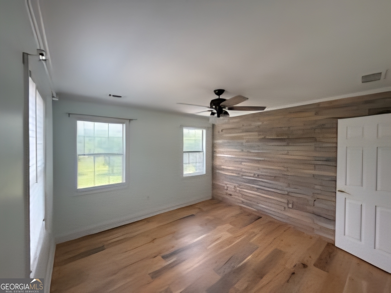 1599 Lower River Road Property Photo 8
