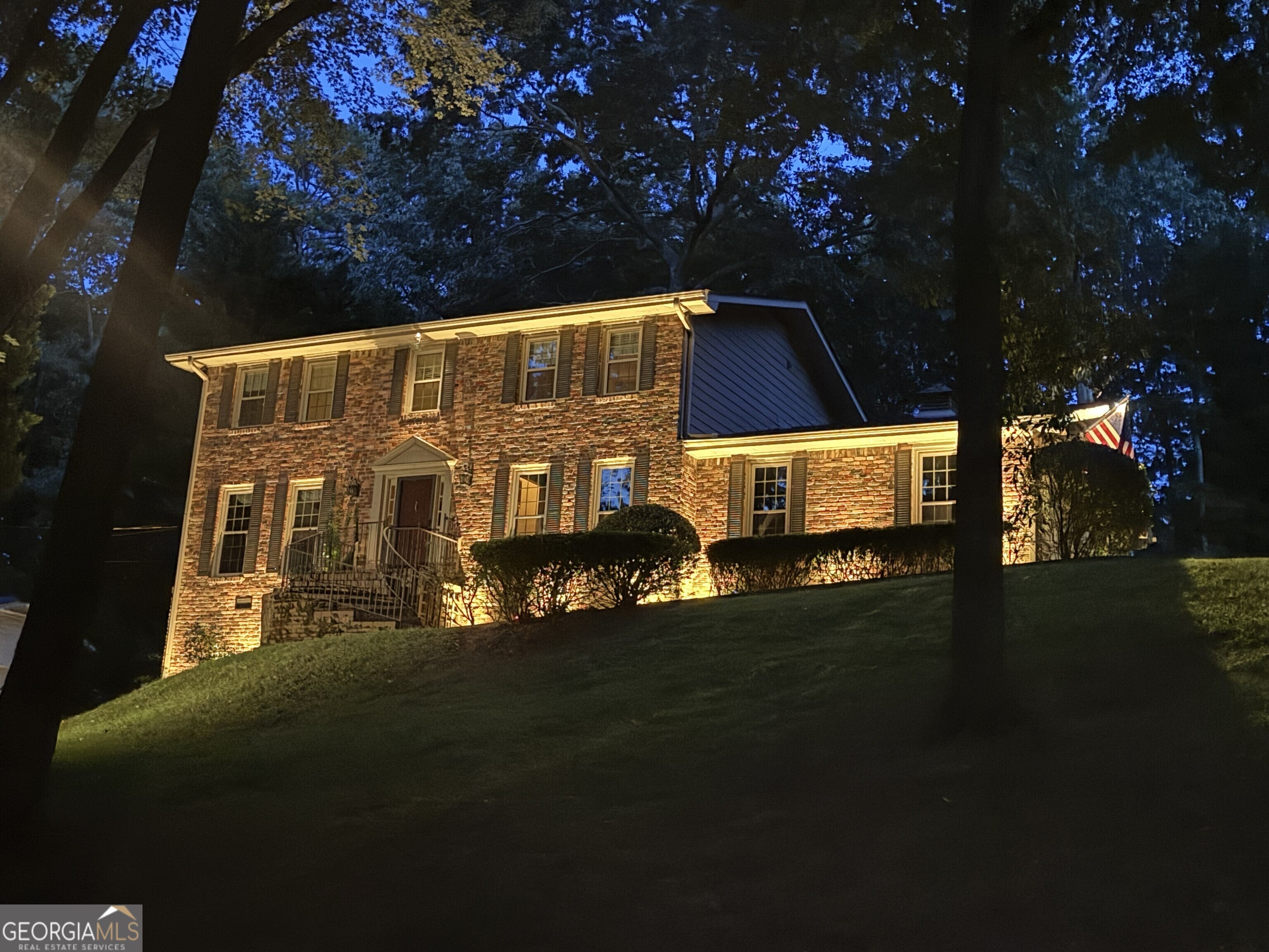 835 Lakeshore Drive Nw Property Photo 1