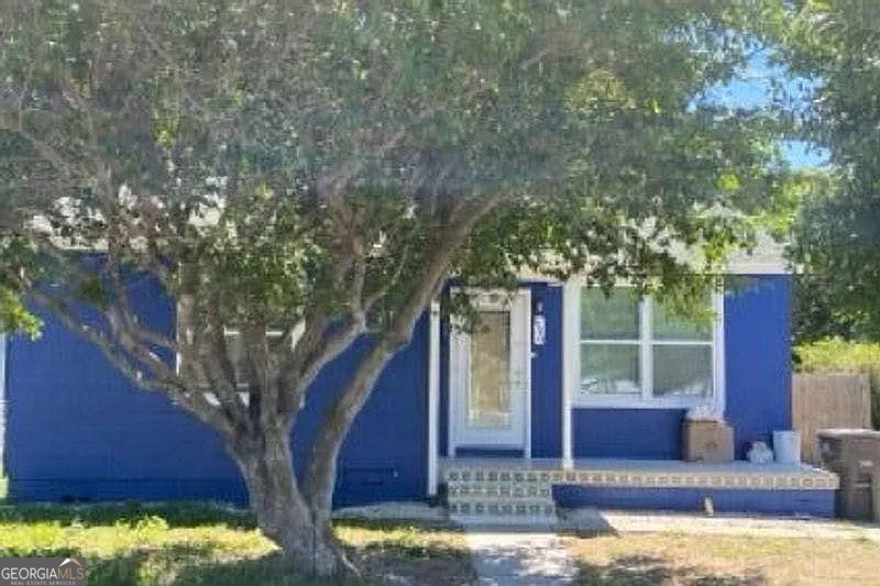 630 49th Street Property Photo 1