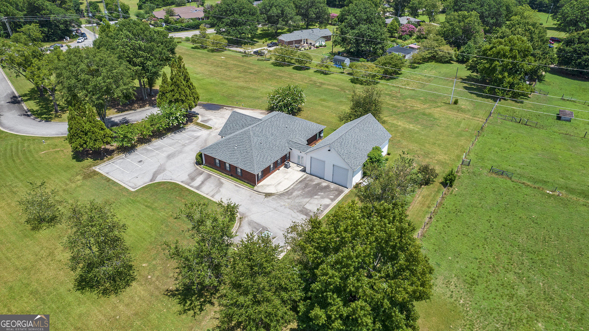 3175 Highway 81 W Property Photo 1