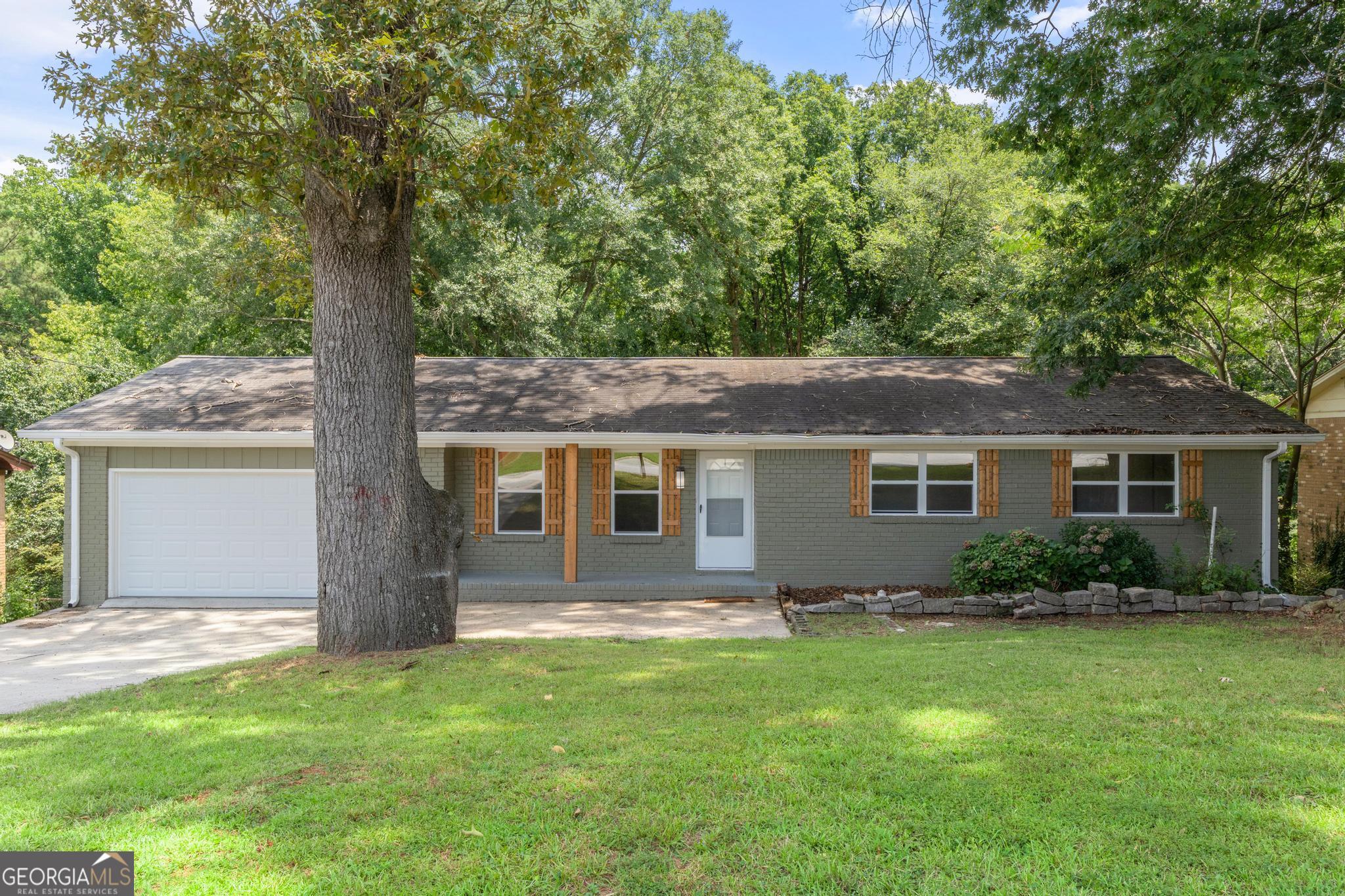 1558 Tanglewood Way Nw Property Photo 1