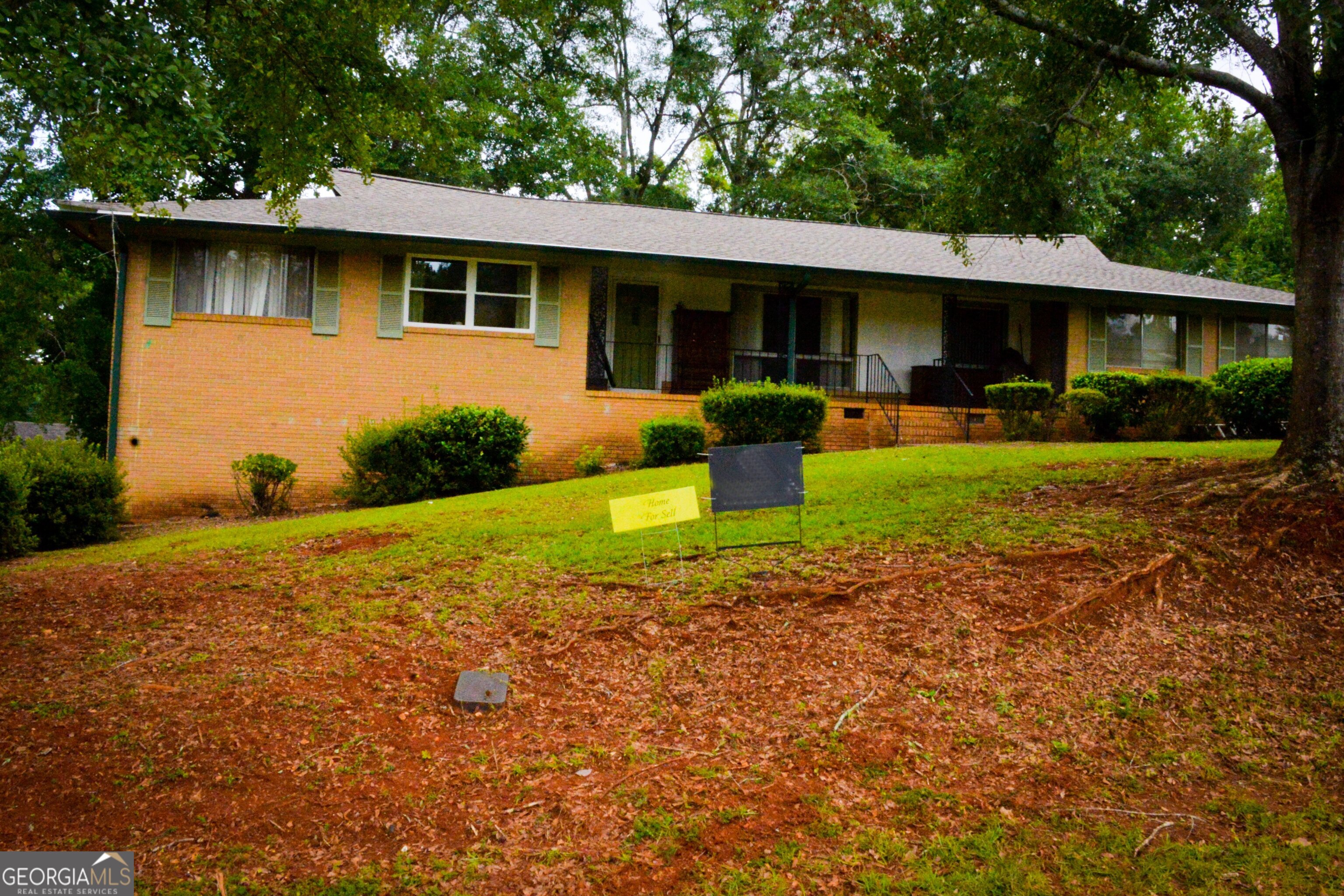 101 Pineview Drive Property Photo 1