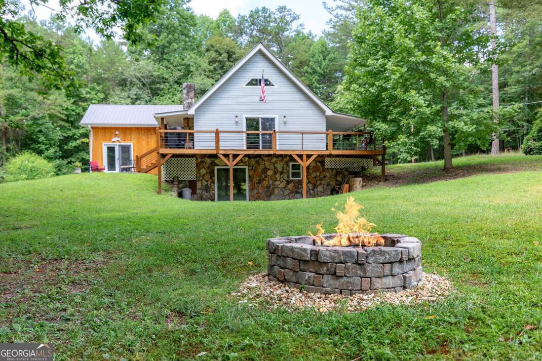 411 Piney Acres Road Property Photo 1