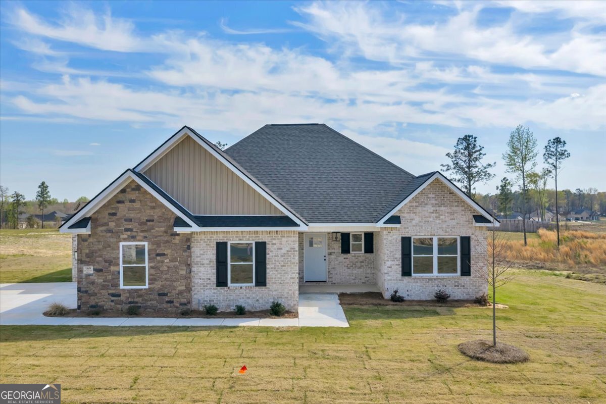 169 Doublegate Drive Property Photo 1