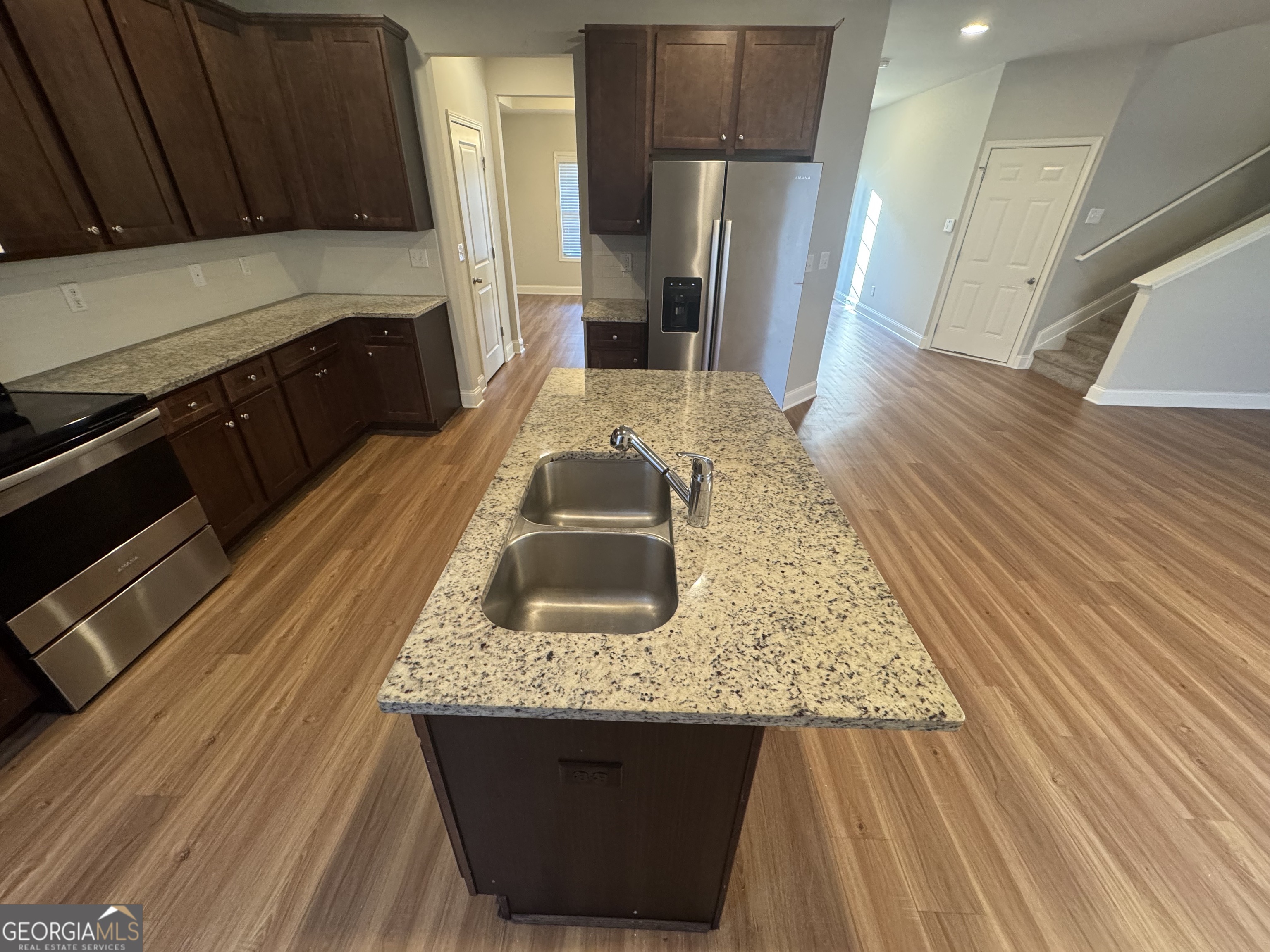 61 Donegal Way Property Photo 7