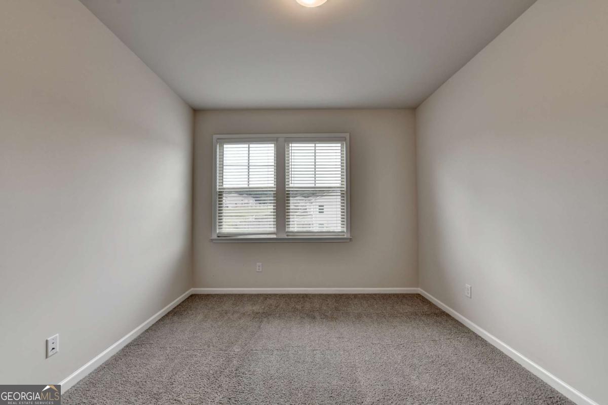 2121 Landsburg Way Property Photo 24