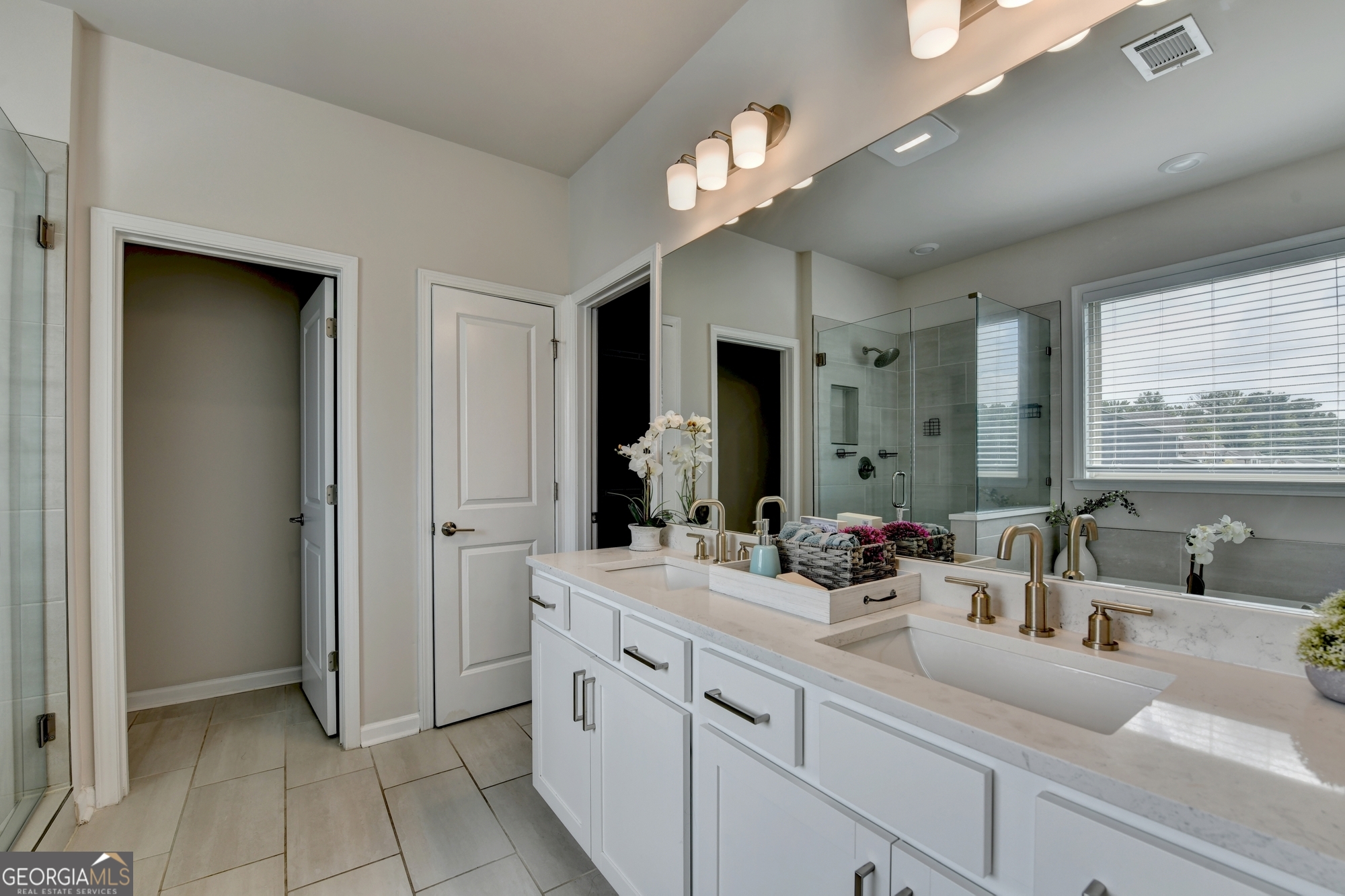2121 Landsburg Way Property Photo 29