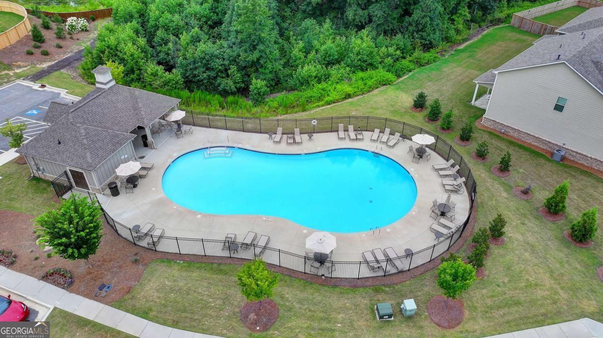 2121 Landsburg Way Property Photo 40