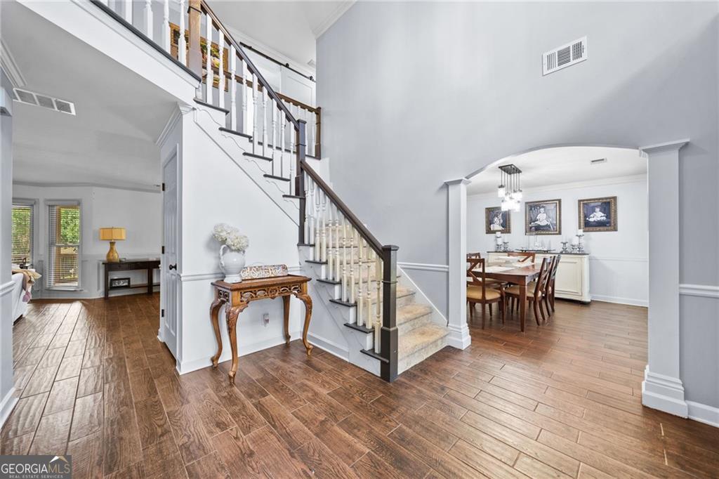 5801 Fairwood Walk Nw Property Photo 3