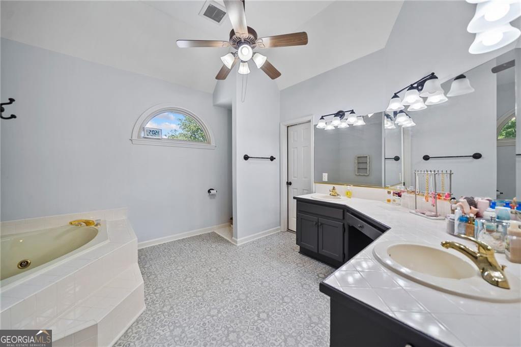 5801 Fairwood Walk Nw Property Photo 34