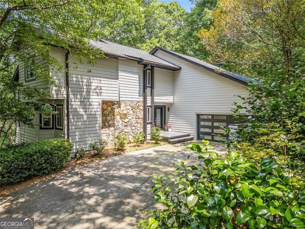 545 Matterhorn Way Property Photo 1