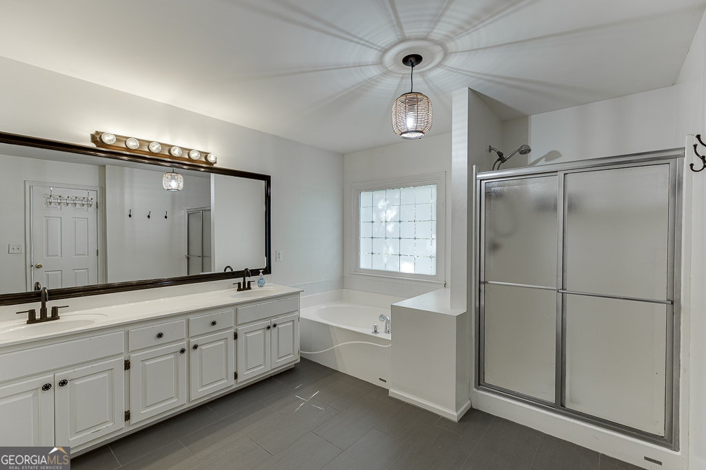 1092 Savannah Rose Place Property Photo 40