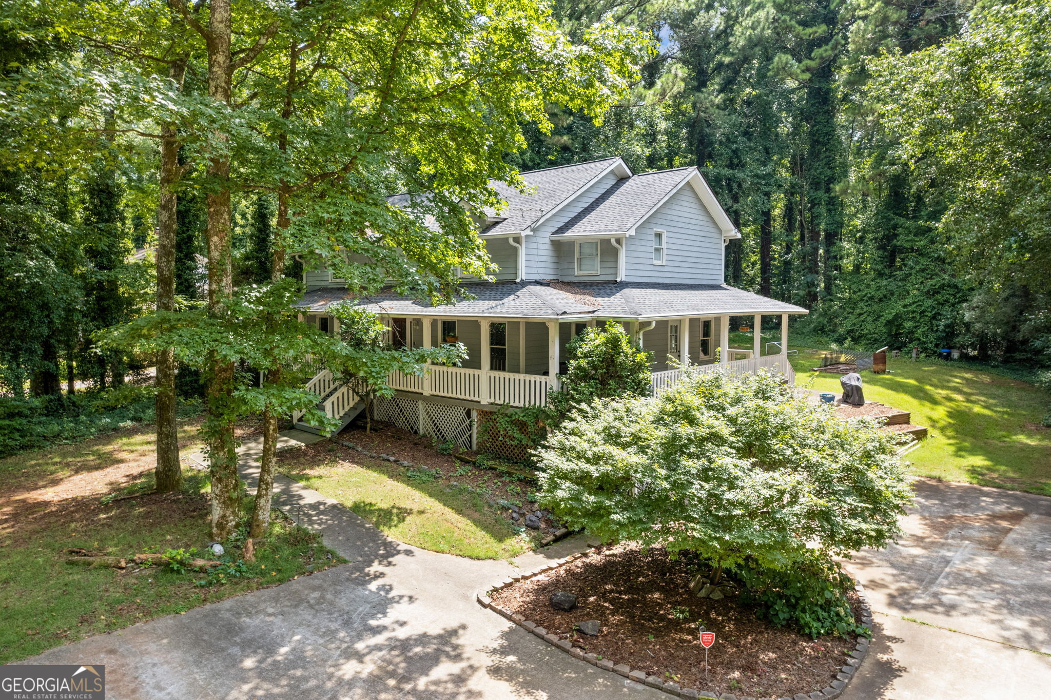 742 Mountain View Drive Property Photo 5