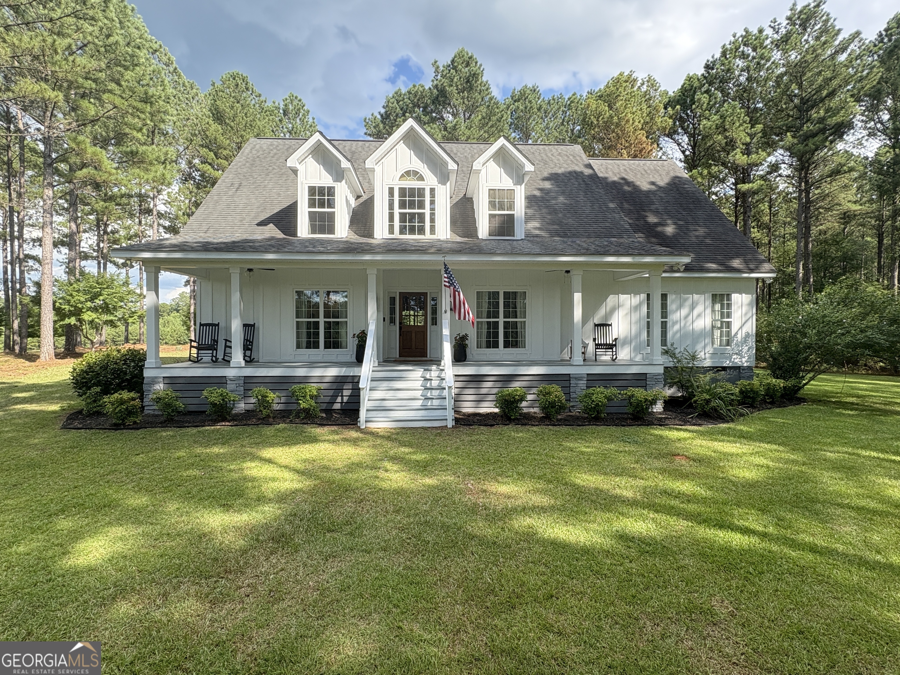 395 New Cut Road Property Photo 1