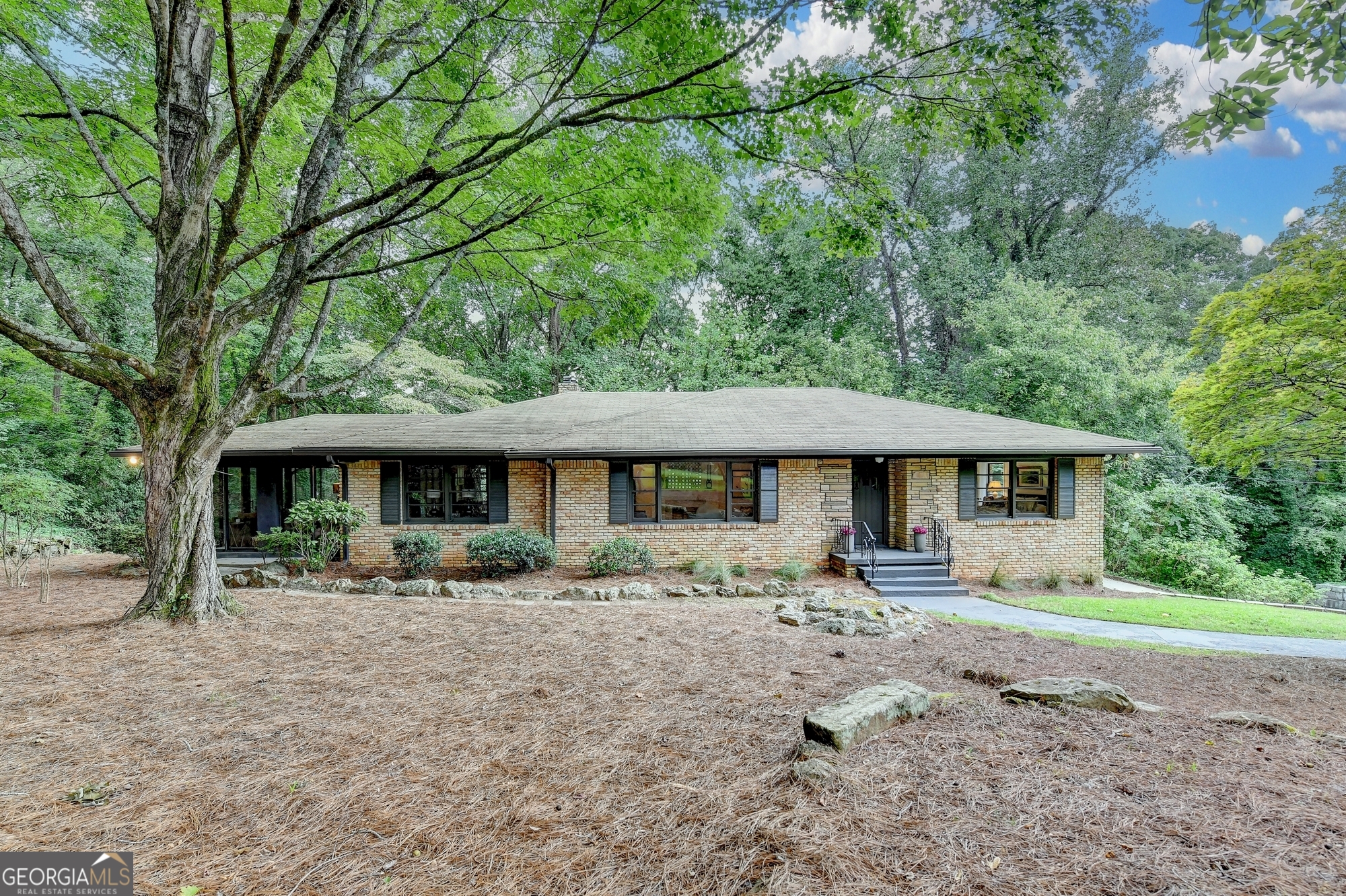 861 Falcon Drive Sw Property Photo 1