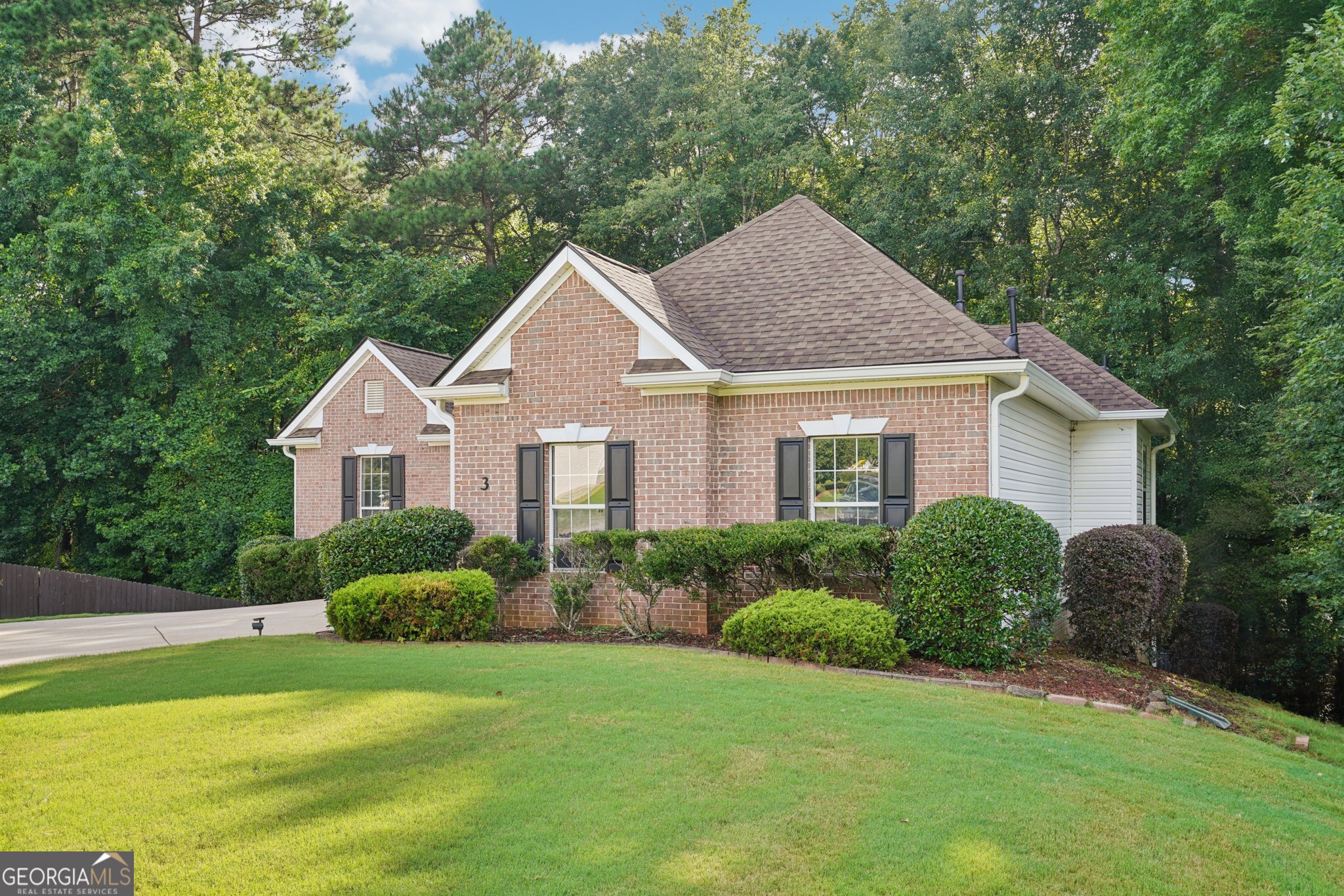 3 Kingsbrook Cove Property Photo 3