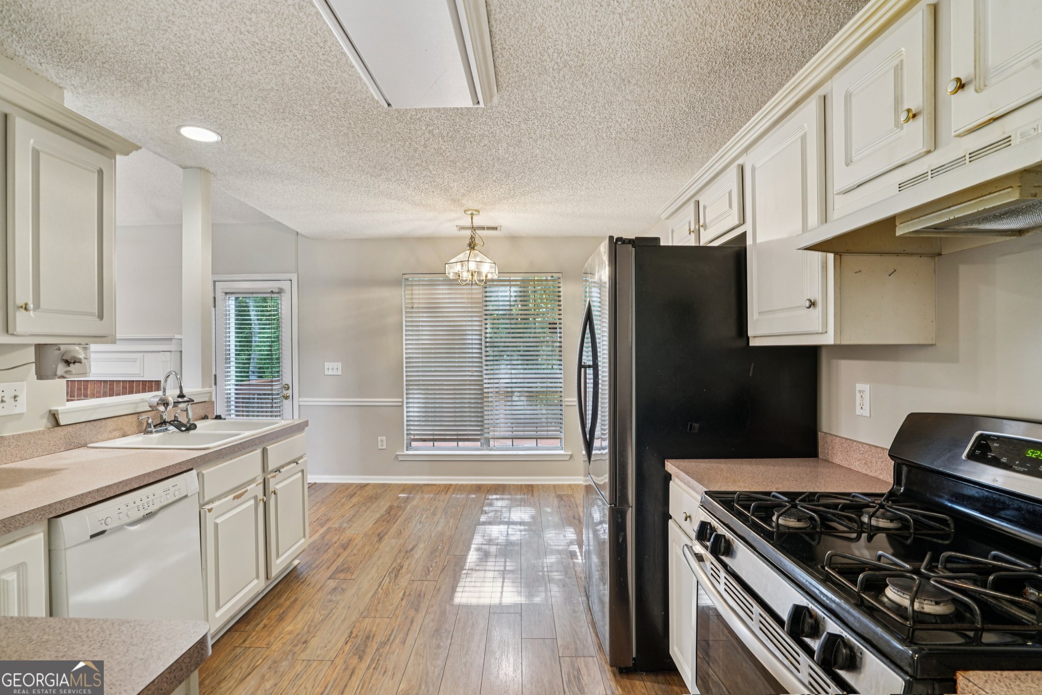 3 Kingsbrook Cove Property Photo 14