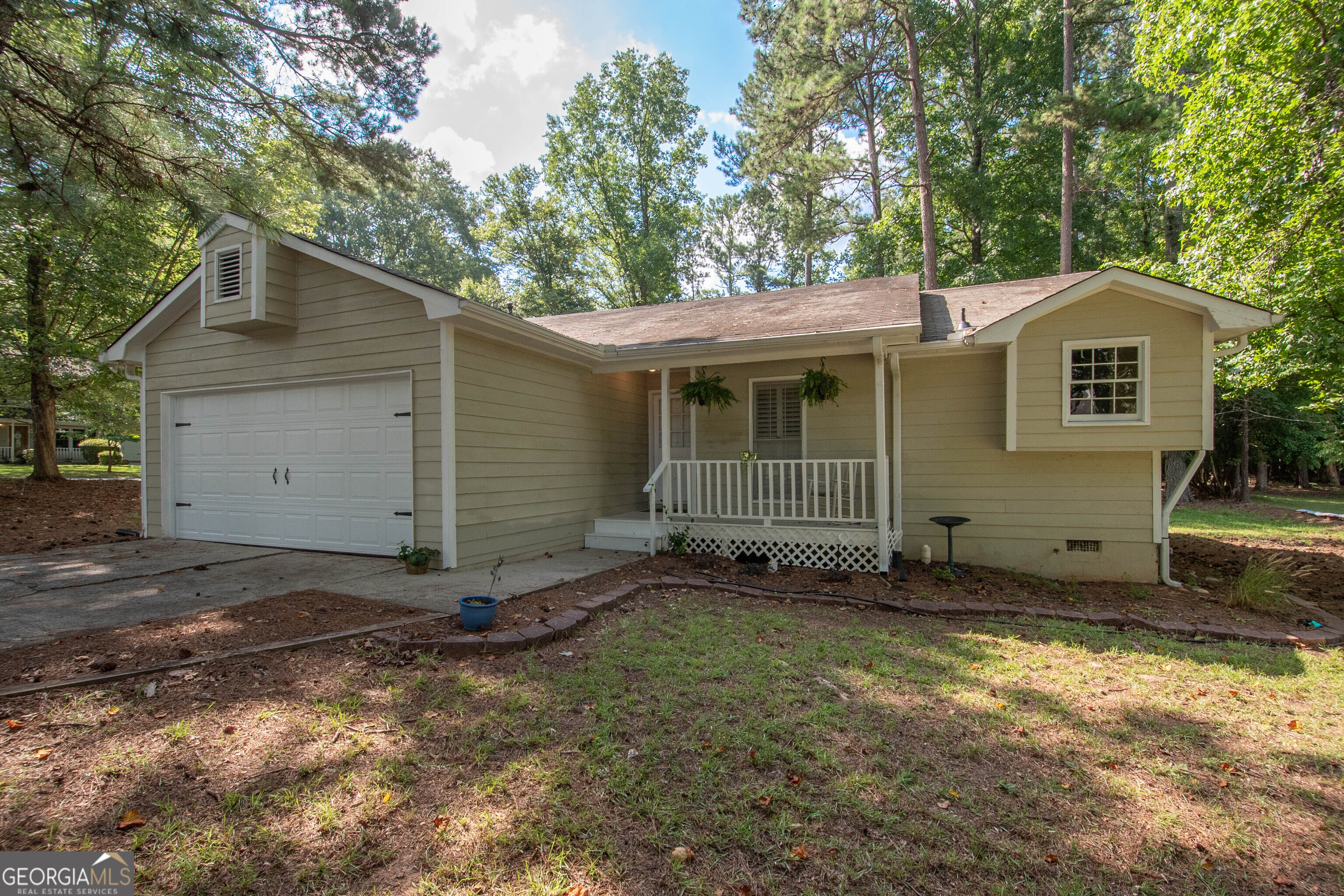101 Bush Clover Property Photo 3