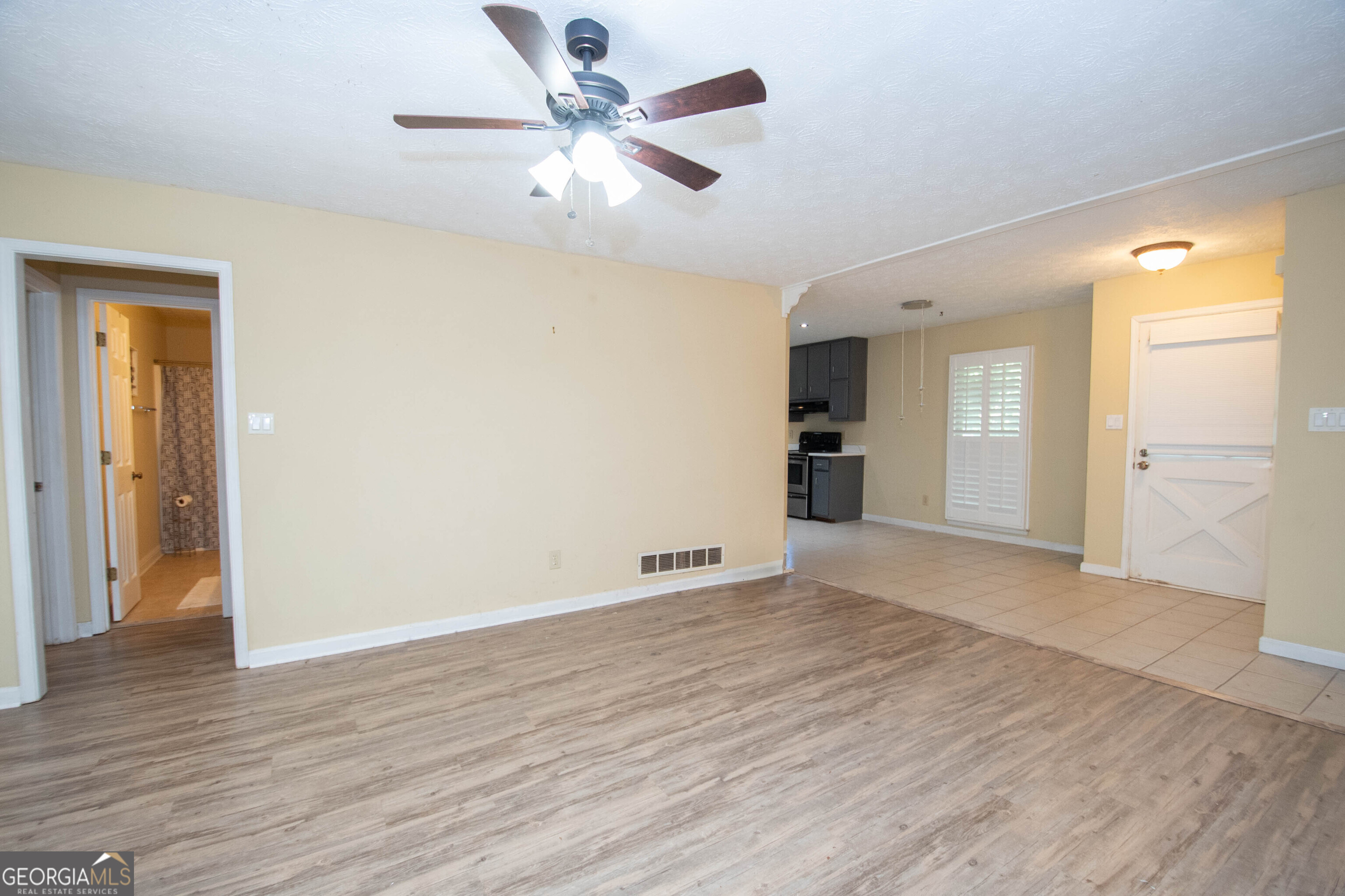 101 Bush Clover Property Photo 8