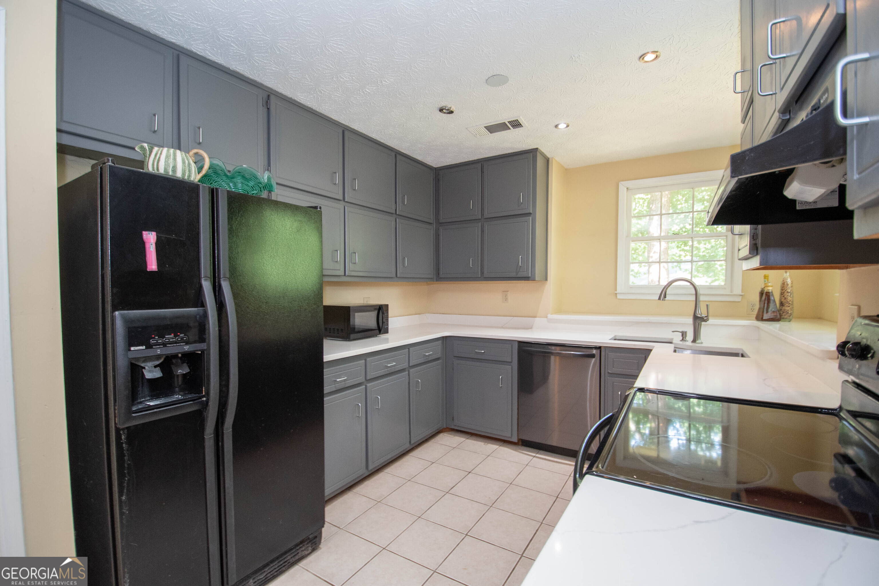 101 Bush Clover Property Photo 10