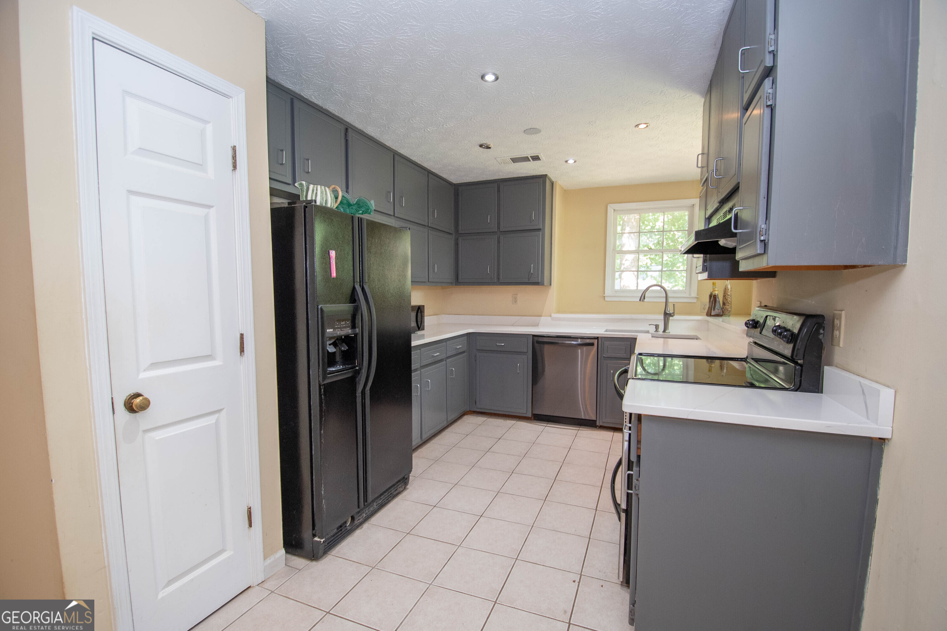 101 Bush Clover Property Photo 11