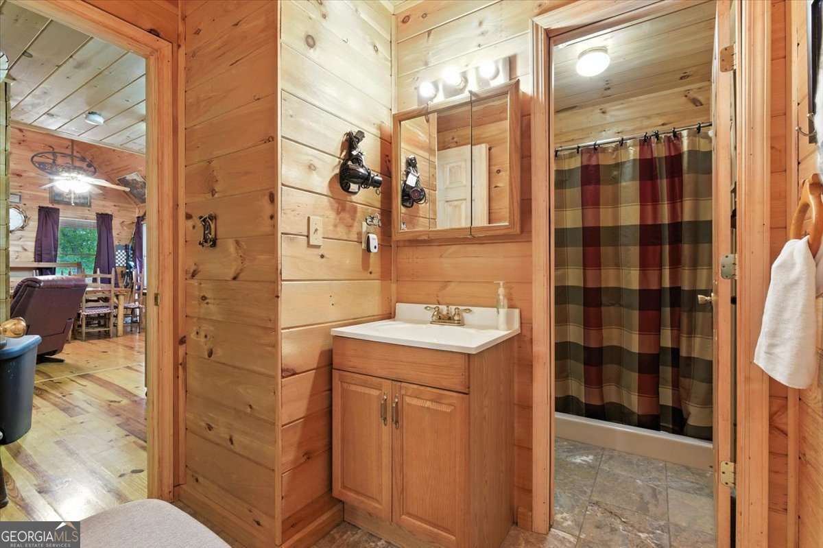 538 Galaxy Way Ne Property Photo 23