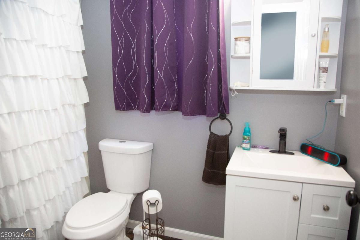 5870 Tallant Drive Property Photo 25