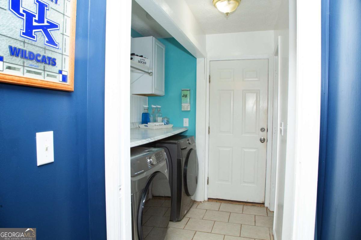 5870 Tallant Drive Property Photo 30