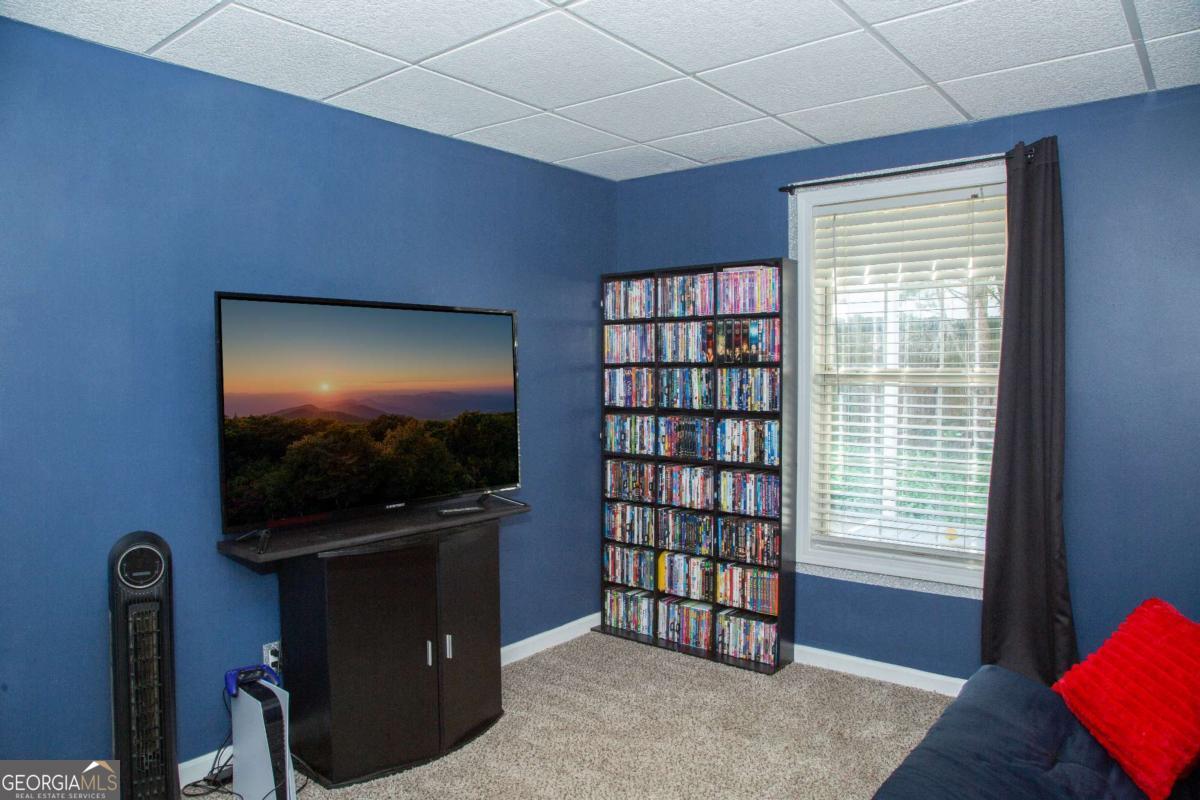 5870 Tallant Drive Property Photo 37