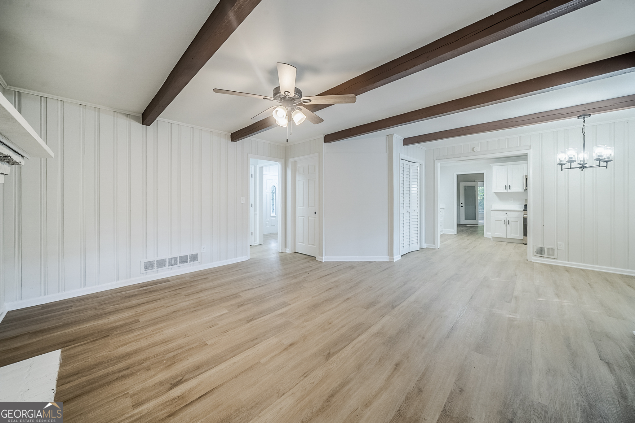 1051 Rowland Road Property Photo 14
