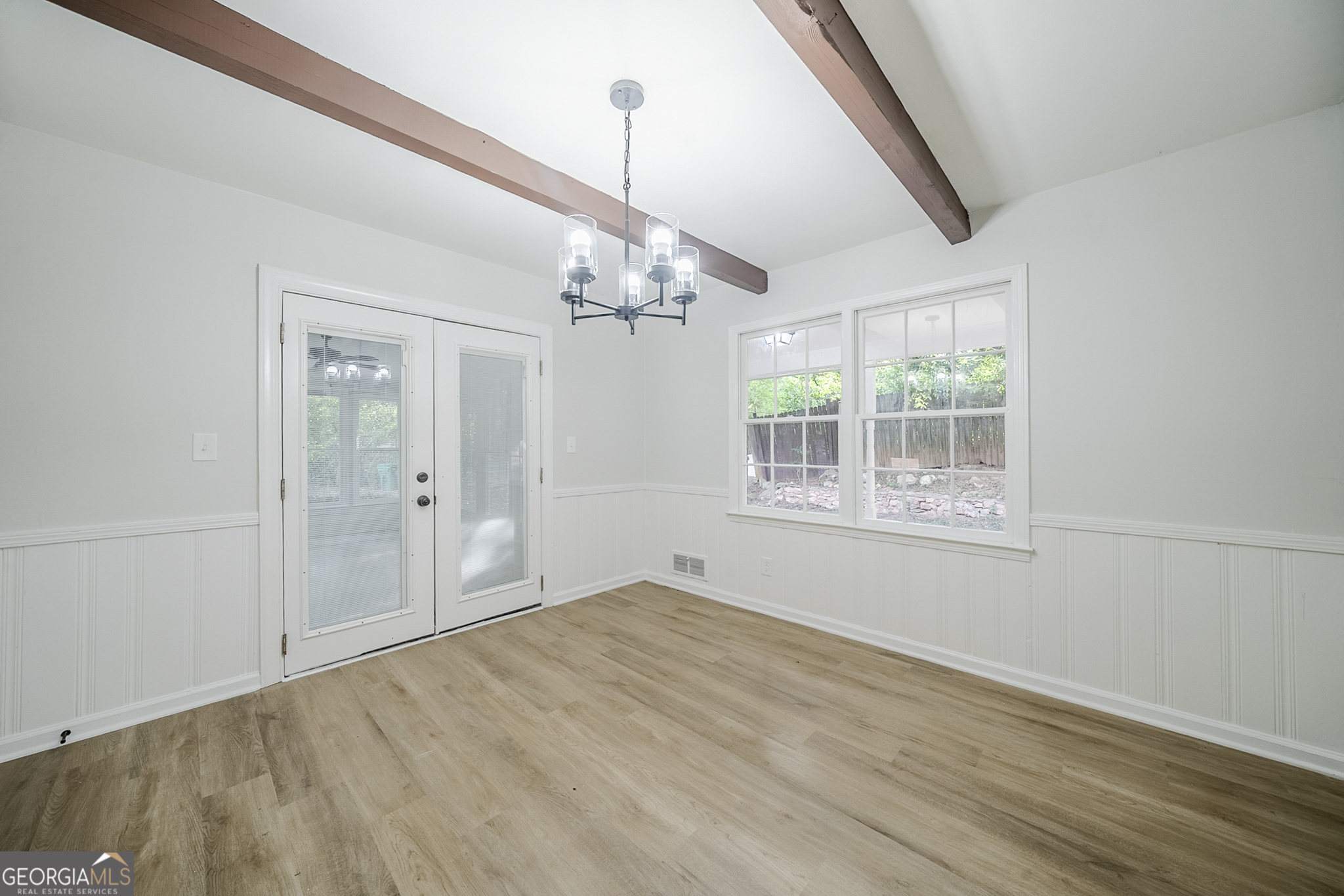 1051 Rowland Road Property Photo 17