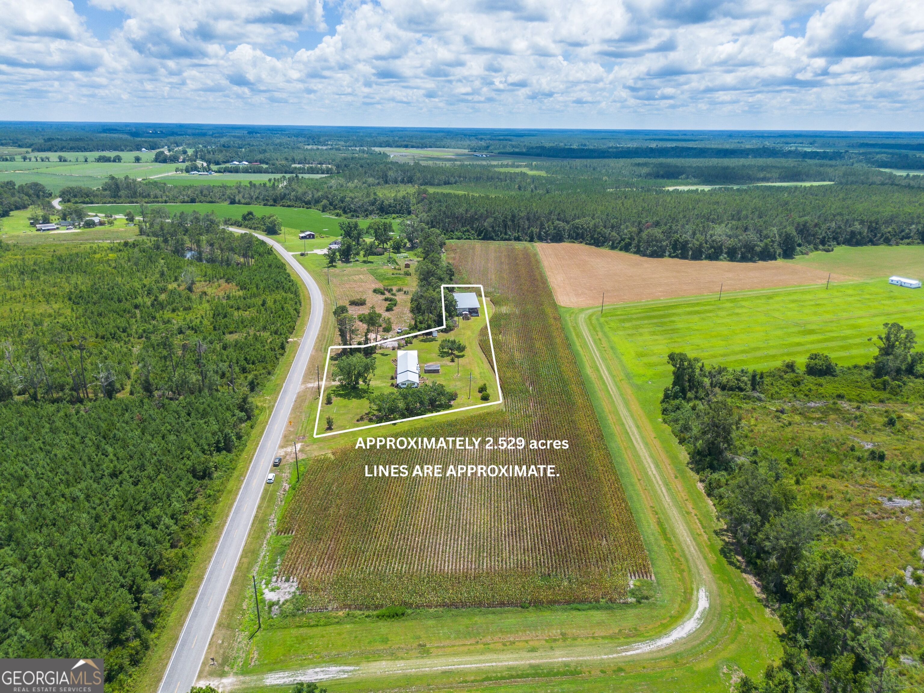 596 Teakwood Road Property Photo 3