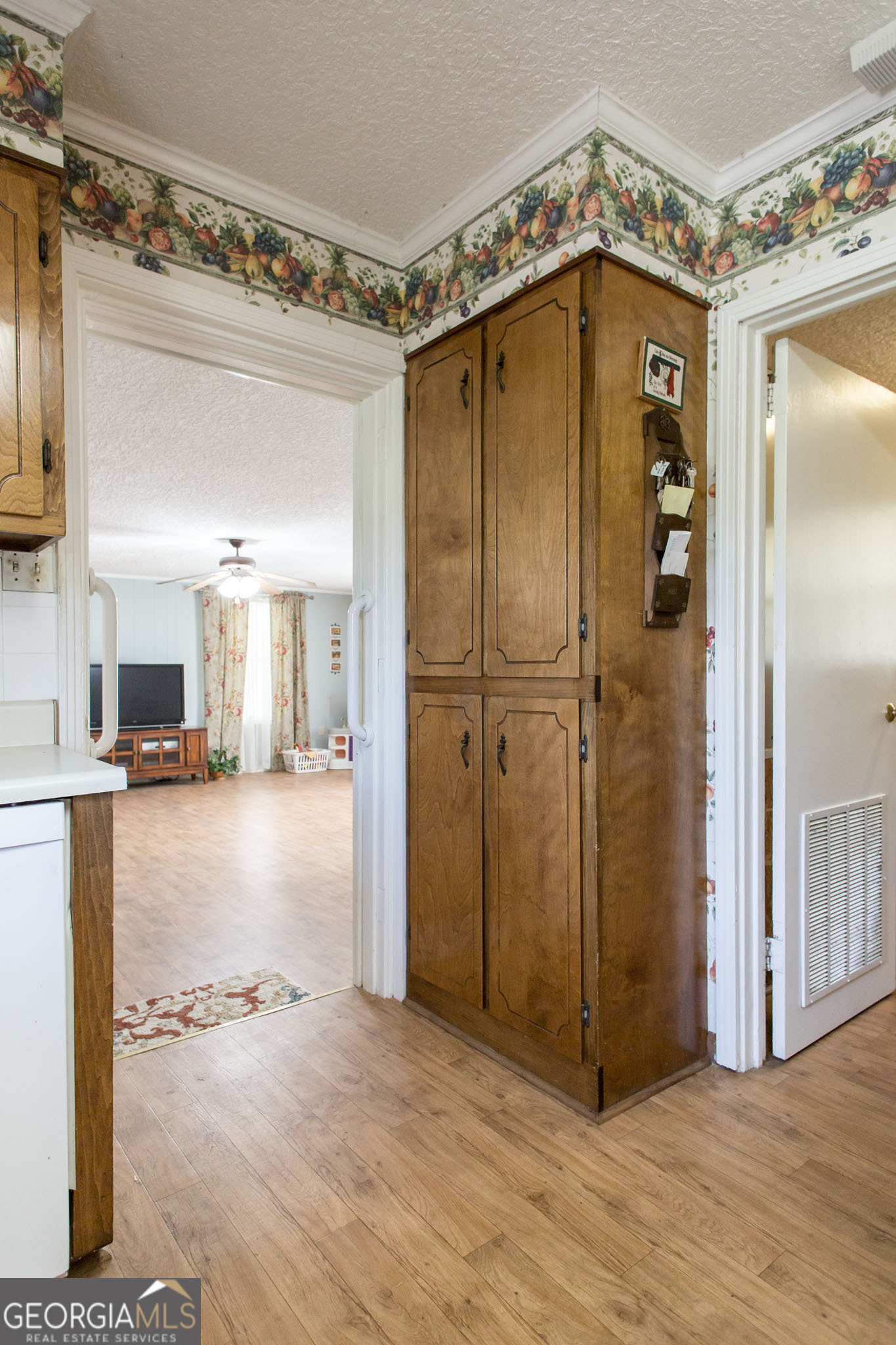 596 Teakwood Road Property Photo 16