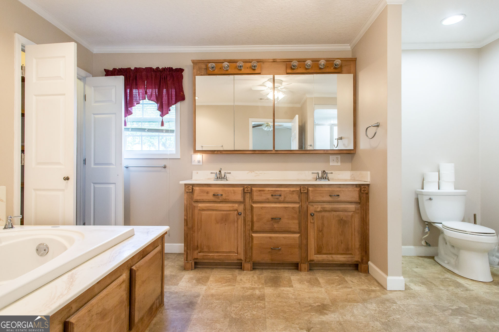 596 Teakwood Road Property Photo 41