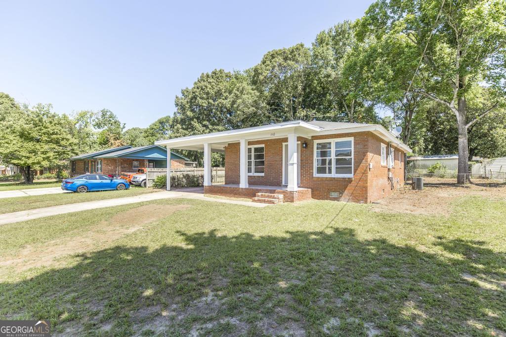 110 Athens Street Property Photo 4