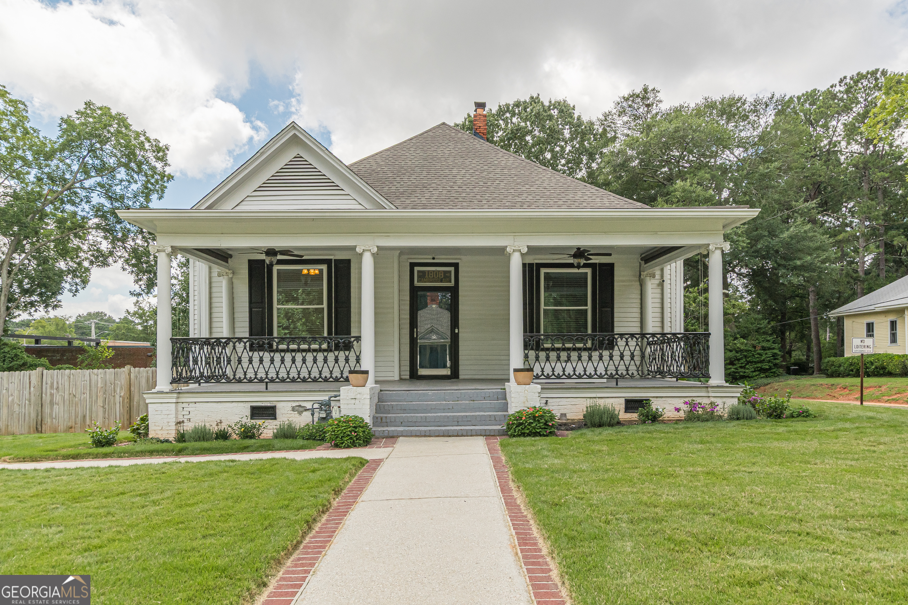 1808 Cambridge Avenue Property Photo 1