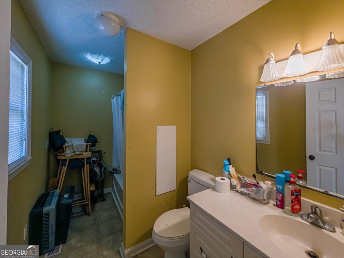293 W Benjamin H Hill Drive Property Photo 37